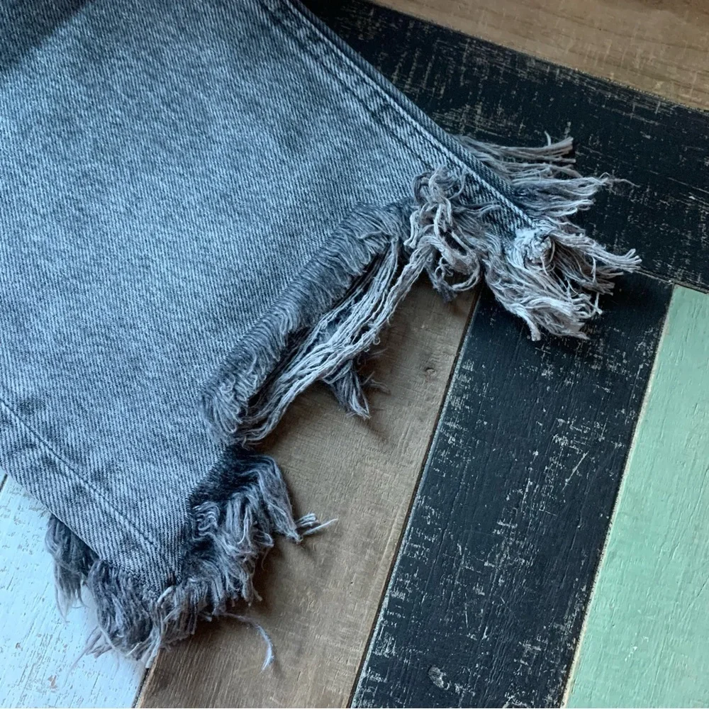 NWT Free People Maggie Mid-Rise Straight Jeans Distressed Denim Bottlerocket - Picture 7 of 13